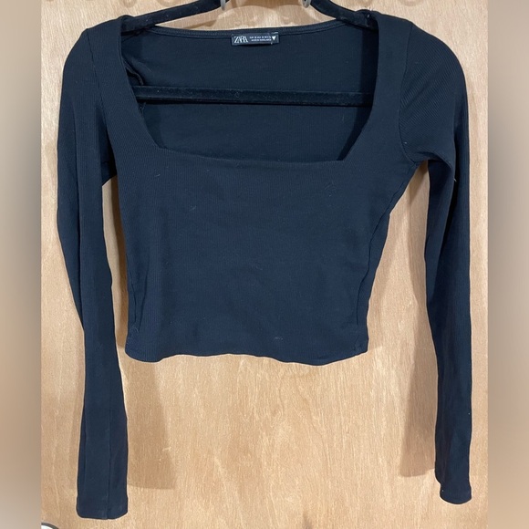 Zara Tops - #150- ZARA- long sleeve crop